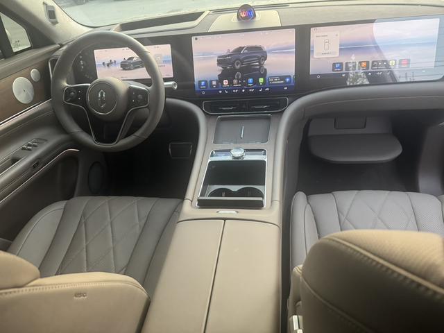 AITO M9 2024 Extended-Range Ultra 5-seater – фото 10