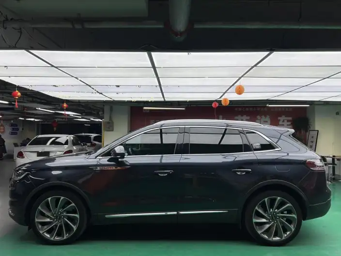 Nautilus 2021 Model 2.7T 4WD Zunyao Edition