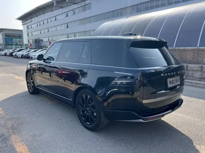 Range Rover 2023 Model 3.0 L6 400PS Shengshi VII seat Extended Edition