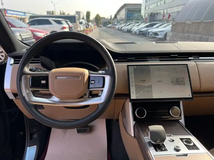 Range Rover 2023 Model 3.0 L6 400PS Shengshi VII seat Extended Edition – фото 9