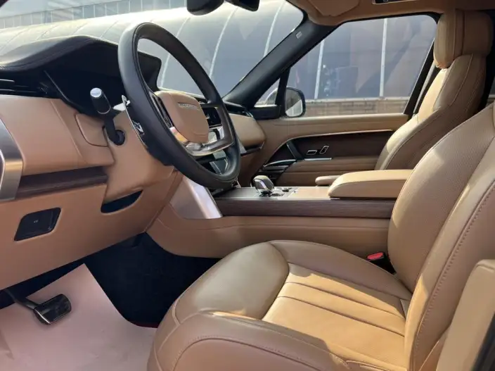 Range Rover 2023 Model 3.0 L6 400PS Shengshi VII seat Extended Edition – фото 10