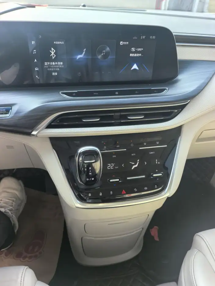 Buick GL8 2023 Model ES Luzun 2.0T Comfort Model – фото 7