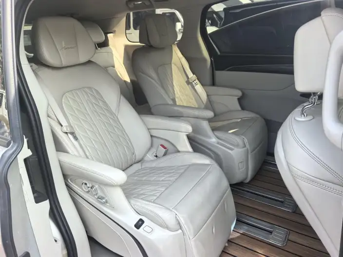 Buick GL8 2023 Model ES Luzun 2.0T Comfort Model – фото 9