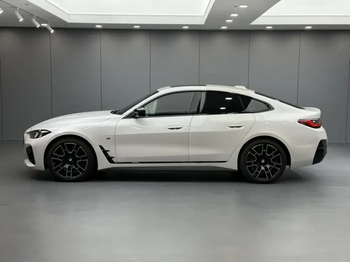 BMW 4 Series 2024 Model 425i Gran Coupe M Sports Set – фото 4