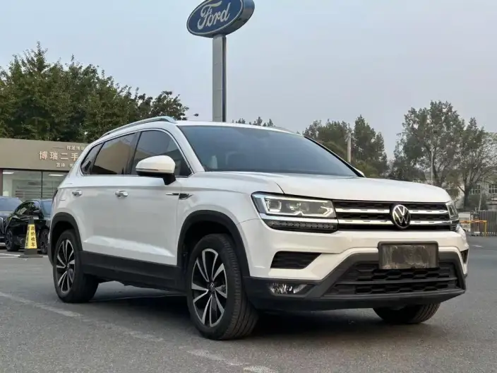 Volkswagen Tharu 2021 Model 280TSI 2WD Deluxe Edition PLUS