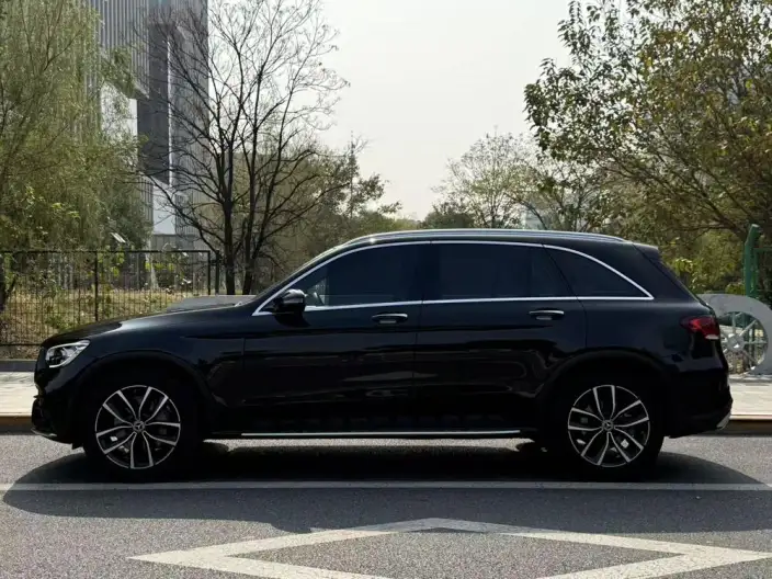 Mercedes-Benz GLC 2022 Model GLC 300 L 4MATIC Dynamic Model – фото 3