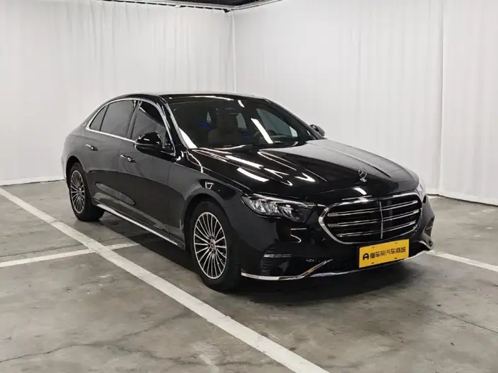 Mercedes-Benz E-Class 2025 Model Facelift E 260 L sedan – фото 3