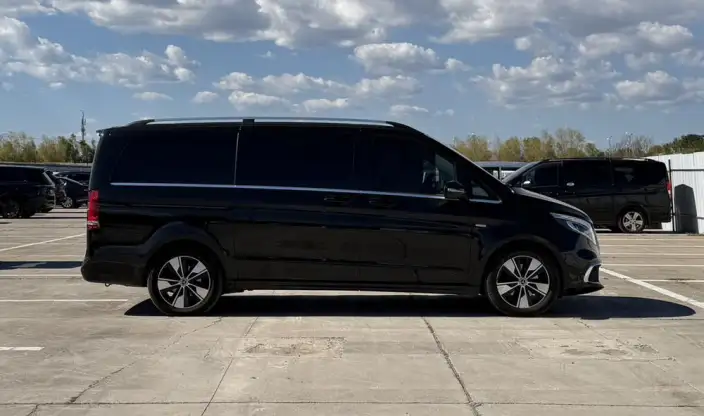Mercedes-Benz V-Class 2022 Model V 260 Premium Edition – фото 6