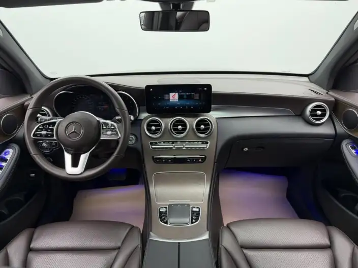 Mercedes-Benz GLC 2022 Model Facelift GLC 260 L 4MATIC Luxury Model – фото 10