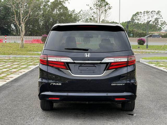 Honda Odyssey 2018 2.4L Smart Enjoy – фото 9