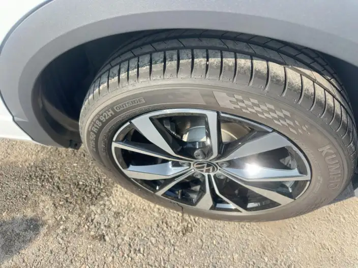 Volkswagen T-Roc 2024 Model 300TSI DSG Chenguang Edition – фото 7