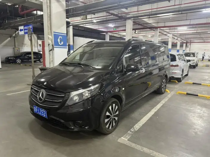 Viano 2021 Model 2.0T Elite Edition 9 seat