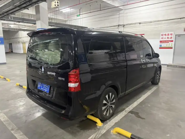 Viano 2021 Model 2.0T Elite Edition 9 seat