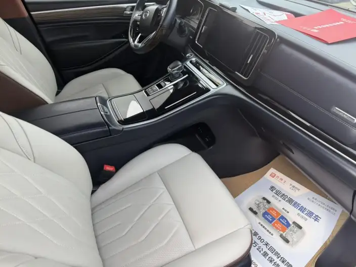 GAC Trumpchi M8 2020 Model Pilot Model 390T Exclusive Edition