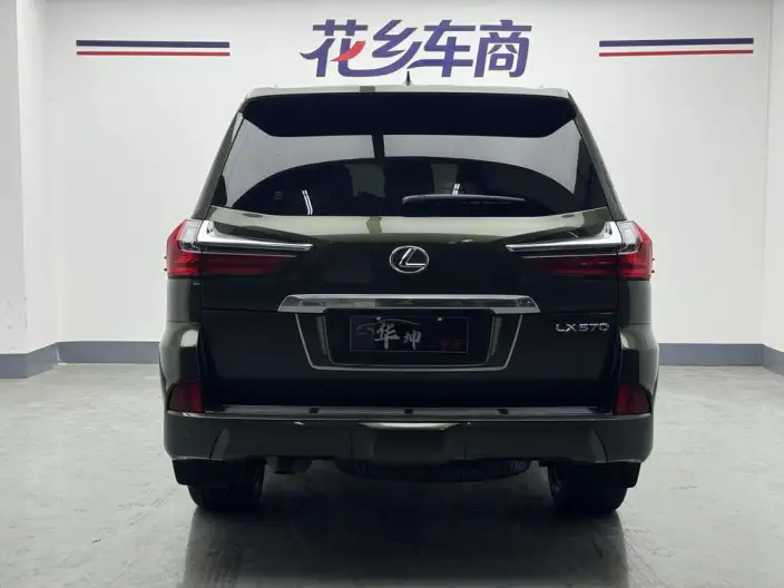 Lexus LX 2021 Model 5.7L Automatic 4WD 7 seat Parallel Imported – фото 5
