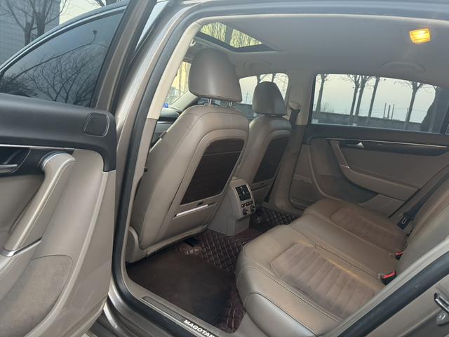 Volkswagen Magotan 2013 модификация 1.8TSI Prestige – фото 10