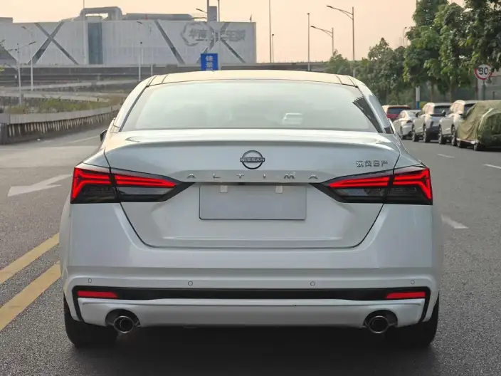 Nissan Teana 2022 Model 2.0L XL-TLS Yuexiang Edition – фото 5