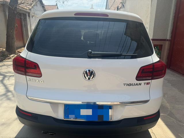 Volkswagen Tiguan 2015 1.8TSI Automatic 2WD Style – фото 6