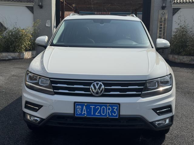 Volkswagen Tiguan L Модель 2019 года 330TSI автоматическое 2WD Smart Dynamic Deluxe Edition Country VI – фото 2