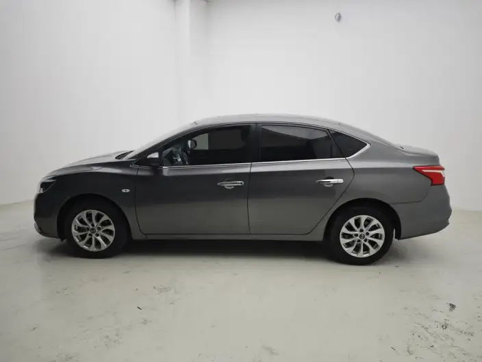 Nissan Sylphy 2022 Model Classic 1.6 XL CVT Deluxe Edition