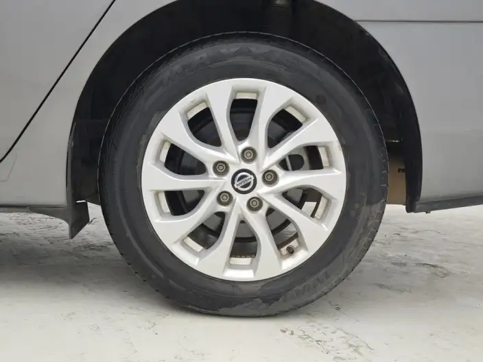 Nissan Sylphy 2022 Model Classic 1.6 XL CVT Deluxe Edition – фото 9