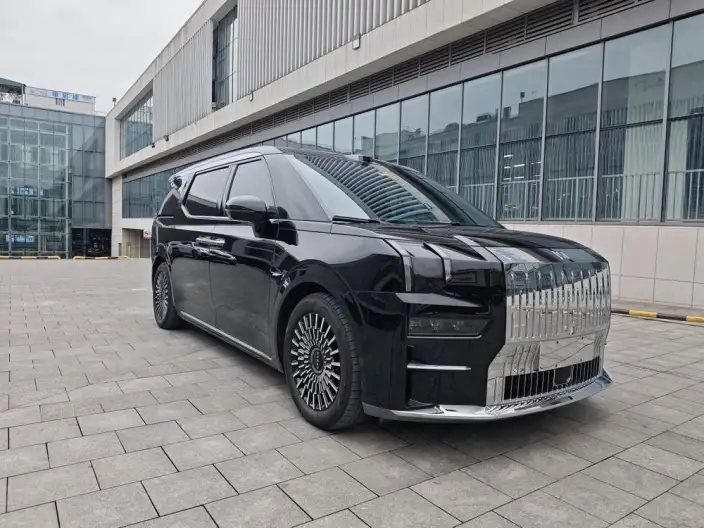 ZEEKR 009 2024 Model VI seat Executive Edition 4WD 108kWh