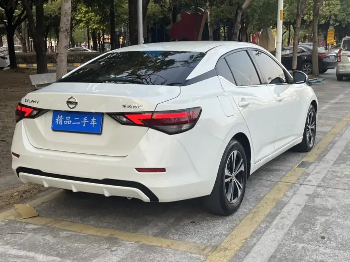 Nissan Sylphy 2022 Model 1.6L XL CVT Yuexiang Edition – фото 7