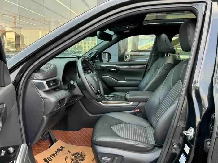 Crown Kluger 2021 Model 2.5L HEV 4WD Premium Edition – фото 8