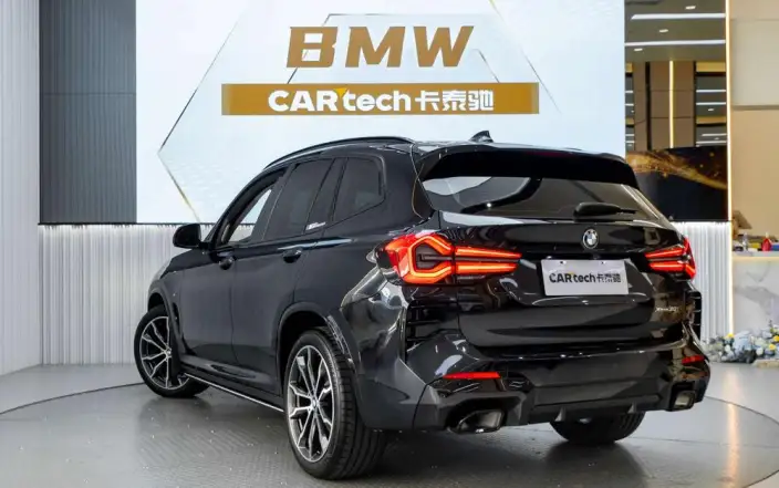 BMW X3 2023 Model xDrive30i Leading Model M Night Set – фото 4
