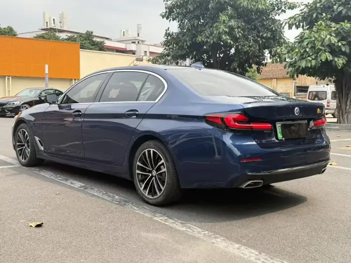 BMW 5 Series PHEV 2022 Model 535Le Luxury Set