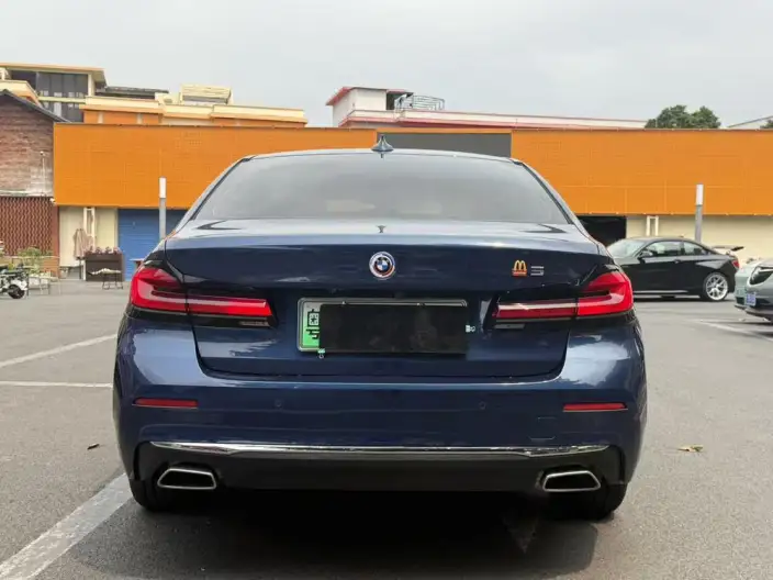 BMW 5 Series PHEV 2022 Model 535Le Luxury Set – фото 5