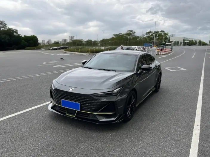 Changan UNI-V 2022 Model 1.5T Sports Edition
