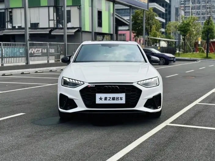 Audi A4 L 2023 Model 40 TFSI Luxury Dynamic Model