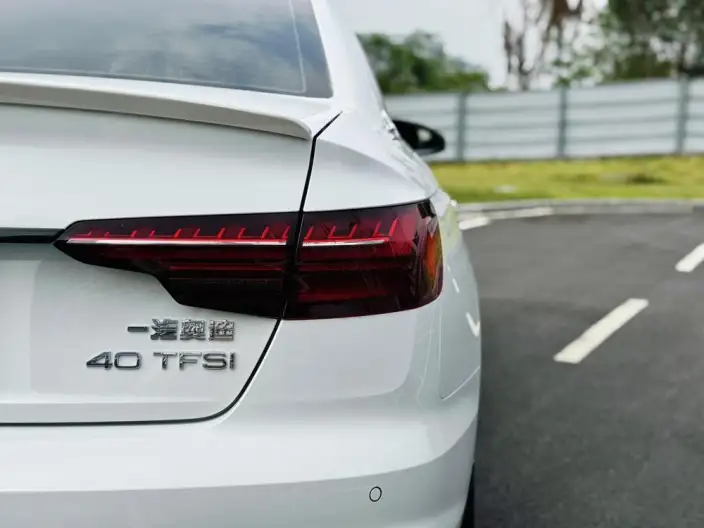 Audi A4 L 2023 Model 40 TFSI Luxury Dynamic Model – фото 9
