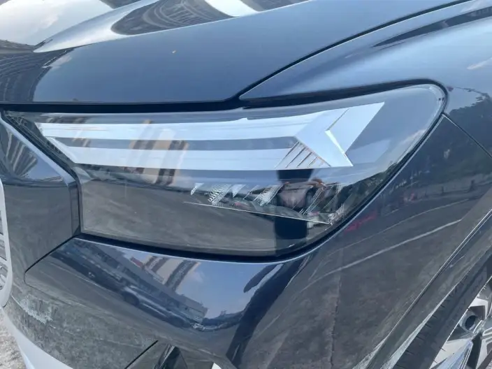 Audi Q4 e-tron 2023 Model 40 e-tron Chuangxing Edition – фото 7
