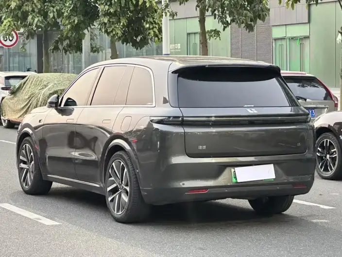 Li Auto L8 2023 Model Max Edition