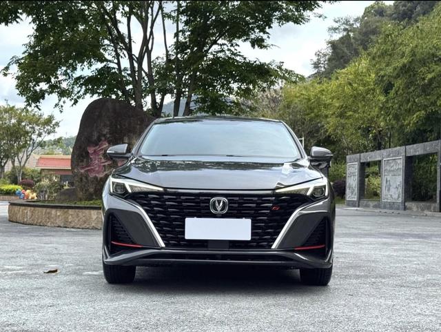 Changan Eado Модель 2020 года PLUS 1.6L GDI Automatic Luxury – фото 2