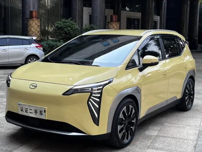 AION Y 2022 Model PLUS 80 Lexiang Edition – фото 8