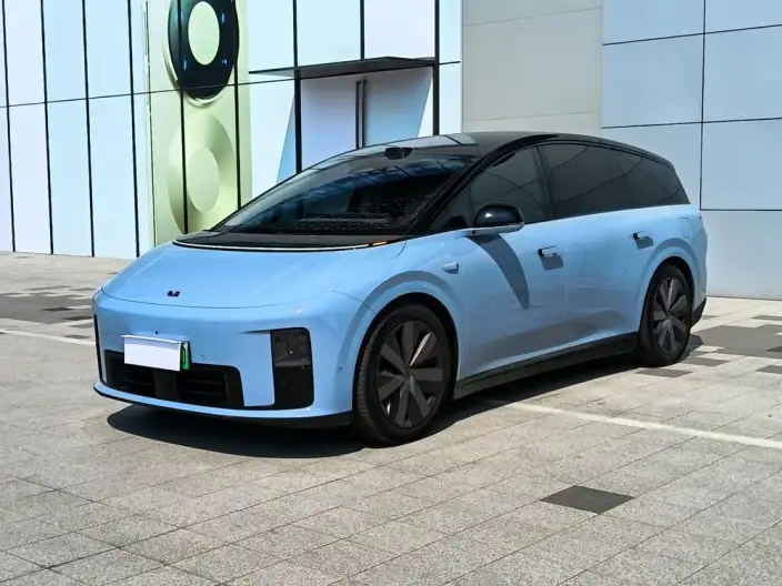 Li Auto i8 2025 Model Standard Edition