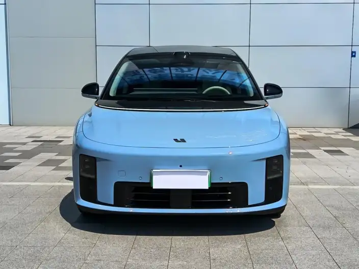 Li Auto i8 2025 Model Standard Edition