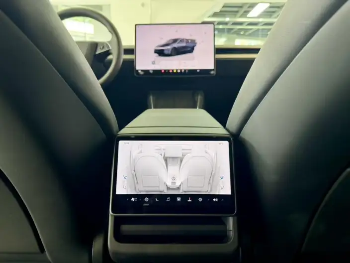 Model Y 2025 Model Rear-wheel drive version – фото 8