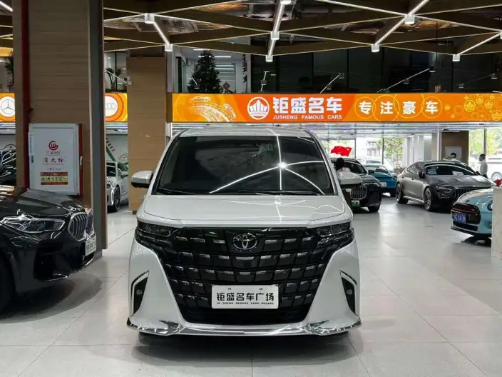 Elfa 2023 Model 2.5L Intelligent Hybrid 4WD Premium