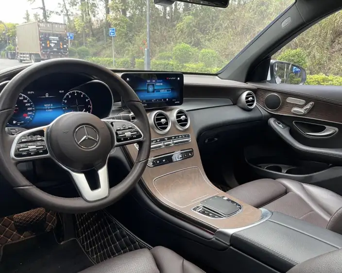 Mercedes-Benz GLC 2022 Model Facelift GLC 300 L 4MATIC Dynamic Model Collector Edition – фото 9