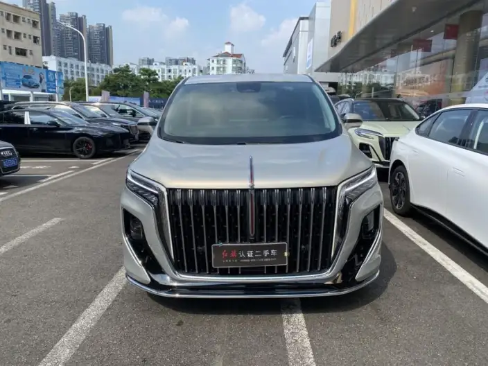 HONGQI HQ9 2022 Model Flag Lead Edition