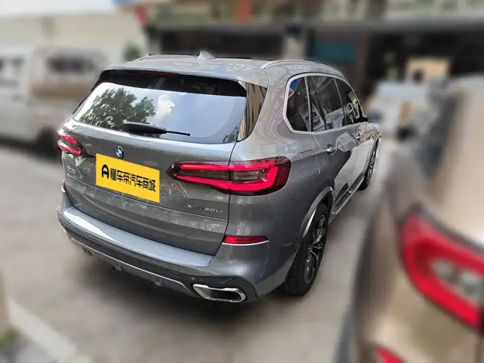 BMW X5 2022 Model xDrive 30Li M Sports Set