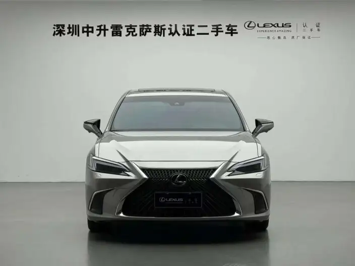 Lexus ES 2025 Model 300h Premium