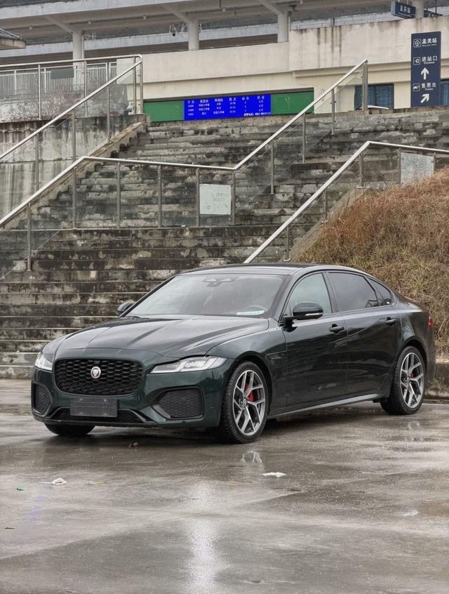 Jaguar XFL 2019 XFL 2.0T 250PS 2WD Luxury – фото 1