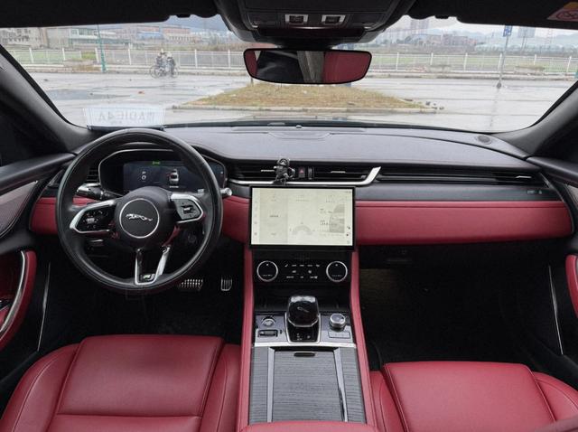 Jaguar XFL 2019 XFL 2.0T 250PS 2WD Luxury – фото 4
