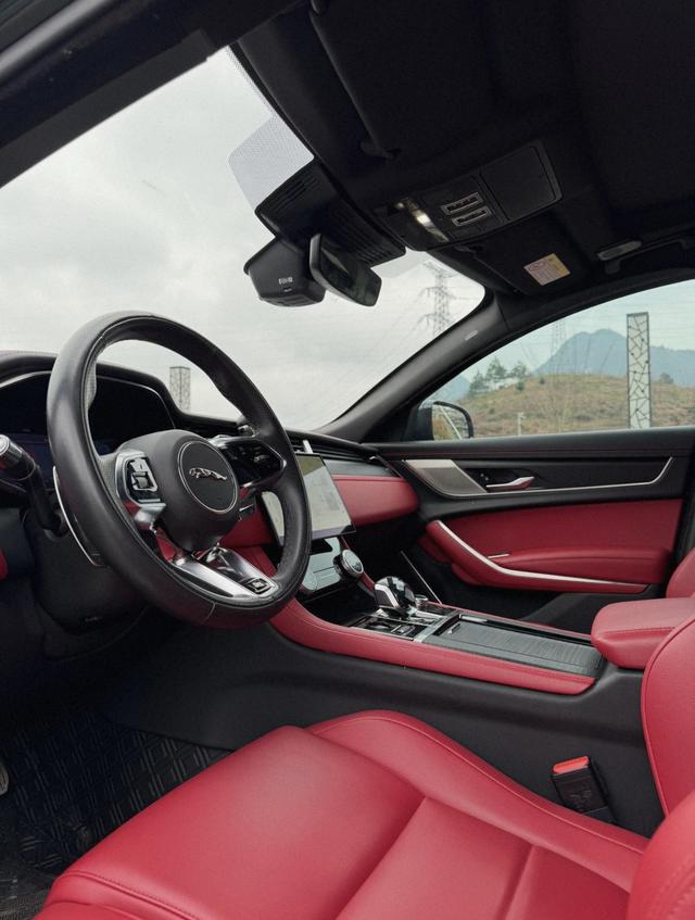 Jaguar XFL 2019 XFL 2.0T 250PS 2WD Luxury – фото 5