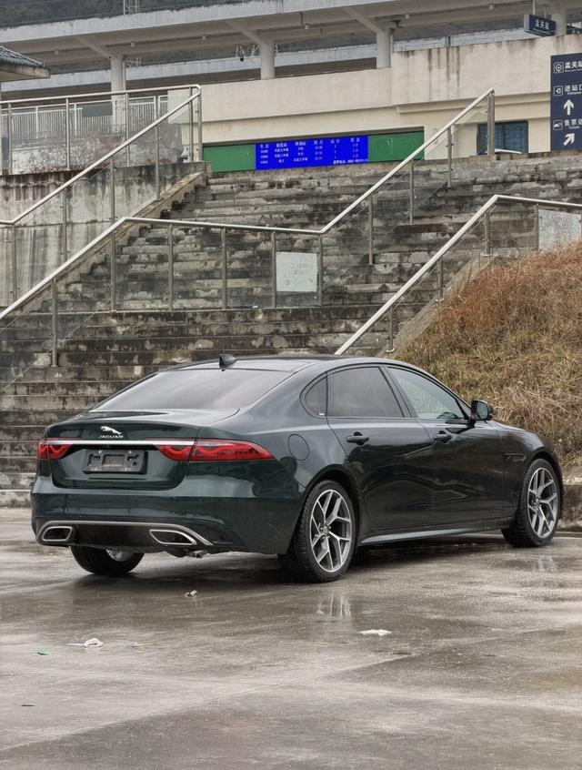 Jaguar XFL 2019 XFL 2.0T 250PS 2WD Luxury – фото 9